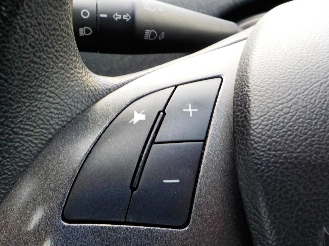 Lancia Ypsilon 1.0 FireFly 5 porte S&S Hybrid Ecochic Silver
