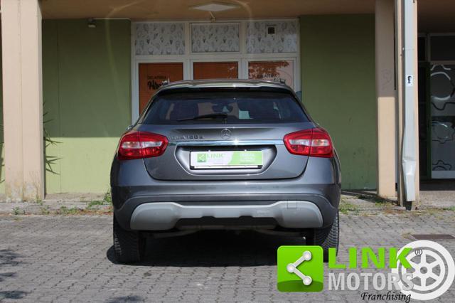 MERCEDES-BENZ GLA 180 d Automatic Business