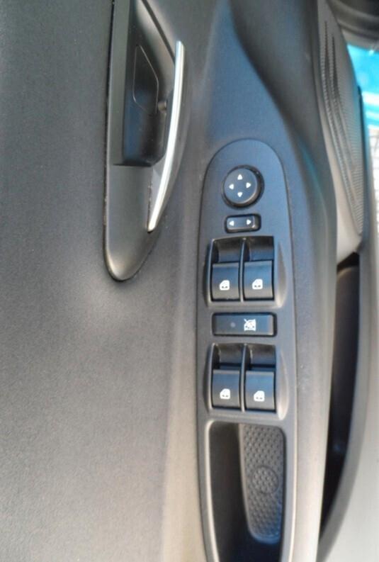 Lancia Ypsilon 1.0 FireFly 70CV Hybrid Maryne 12/2020