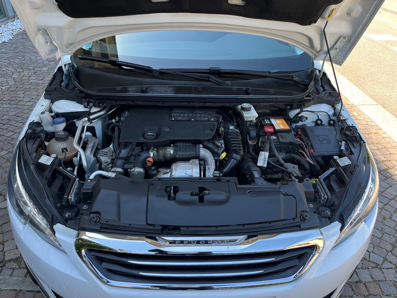Peugeot 308 BlueHDi 120 S&S SW GT Line