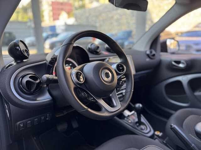 Smart fortwo EQ Pure