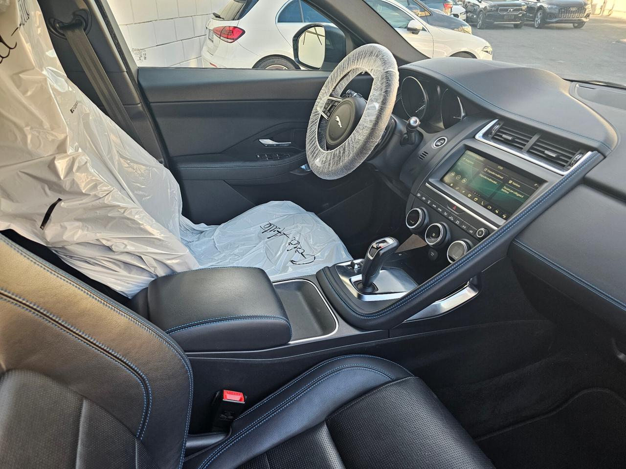 Jaguar E-Pace 2.0D 180 CV AWD R-Dynamic S
