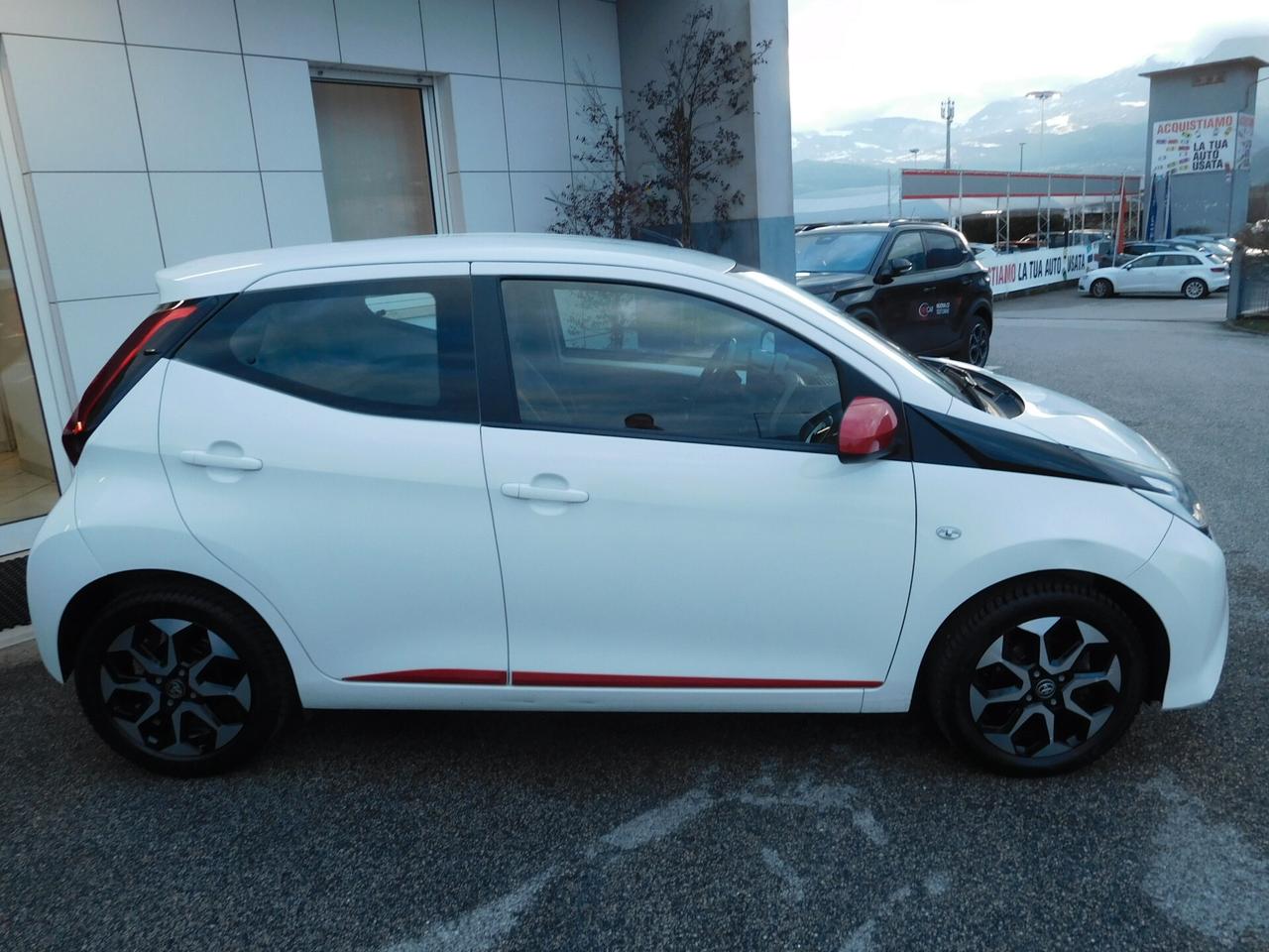 Toyota Aygo 1.0 VVT-i 72 CV 5 porte x-fun