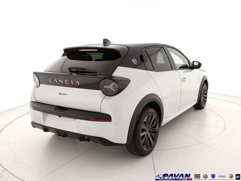 Lancia Ypsilon 1.2T Hybrid 110cv HF-Line