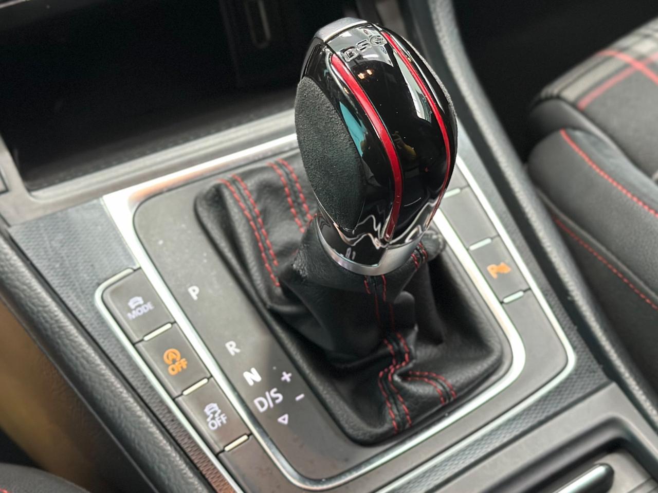 VOLKSWAGEN GOLF 7 GTI 2.0 TSI DSG PERMUTE