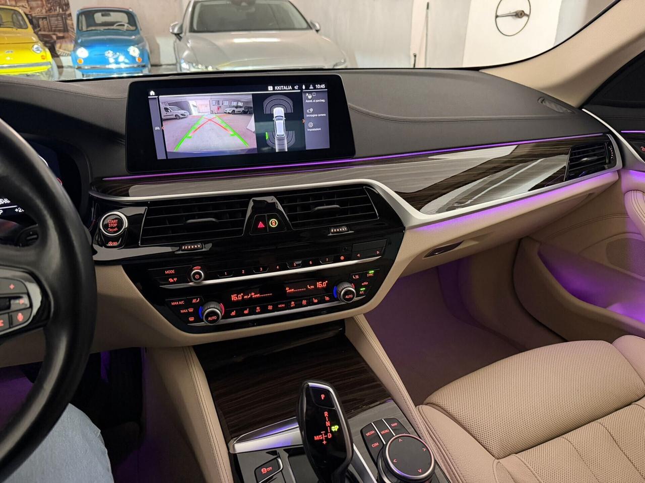 BMW 520d G31 2019 xDrive Touring Luxury