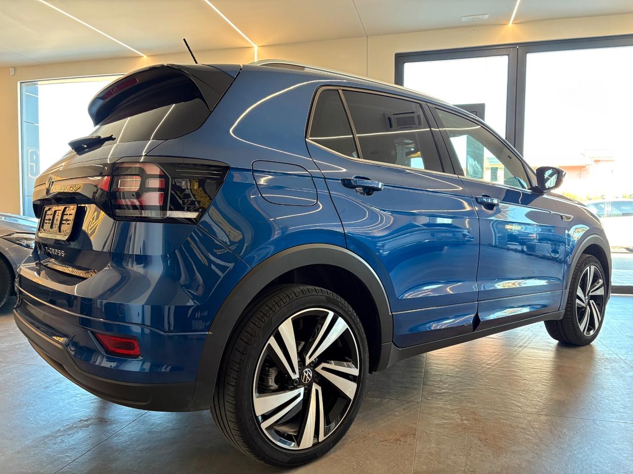 Volkswagen T-Cross 1.0 TSI 110 CV R-Line ITA
