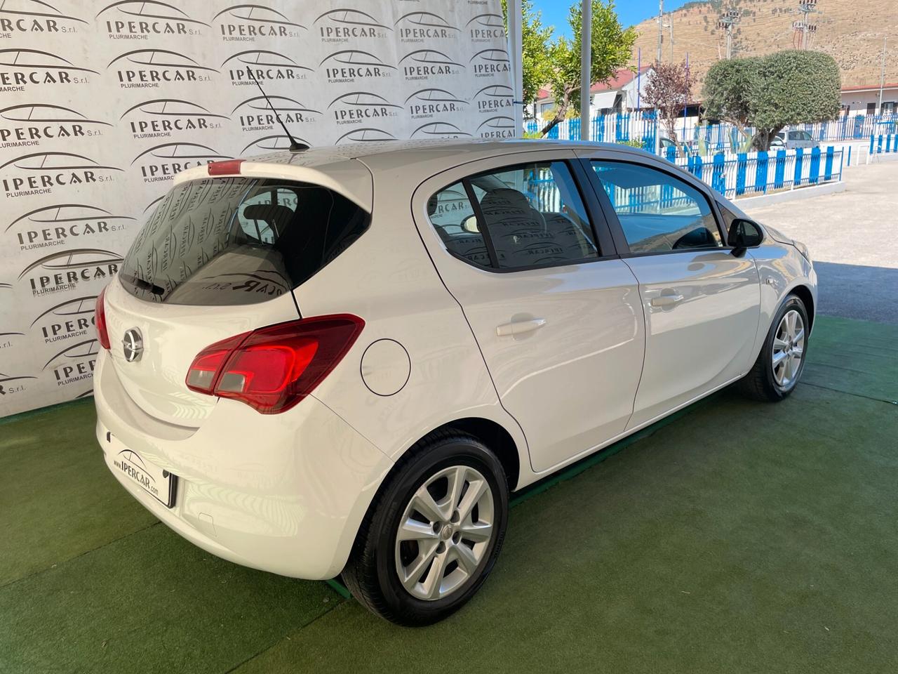 Opel Corsa 1.4 90CV GPL Tech 5 porte n-Joy