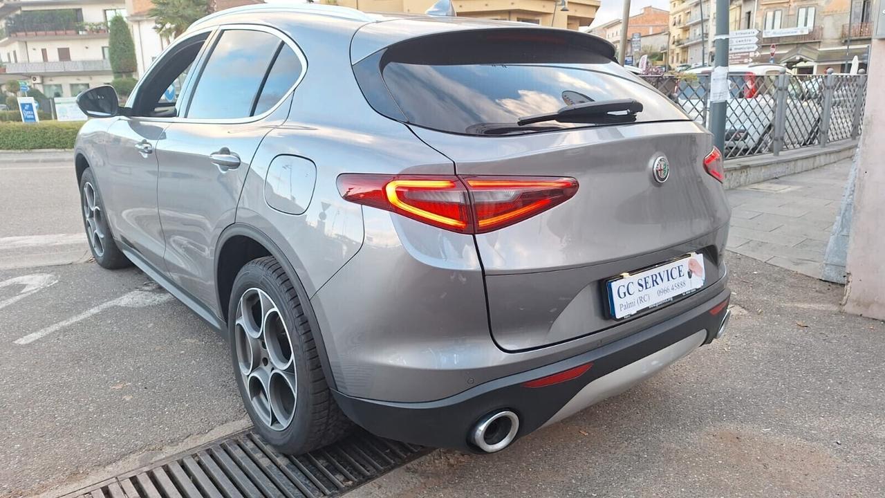 Alfa Romeo Stelvio 2.2 TDI 210 CV AT8 Q4 VELOCE