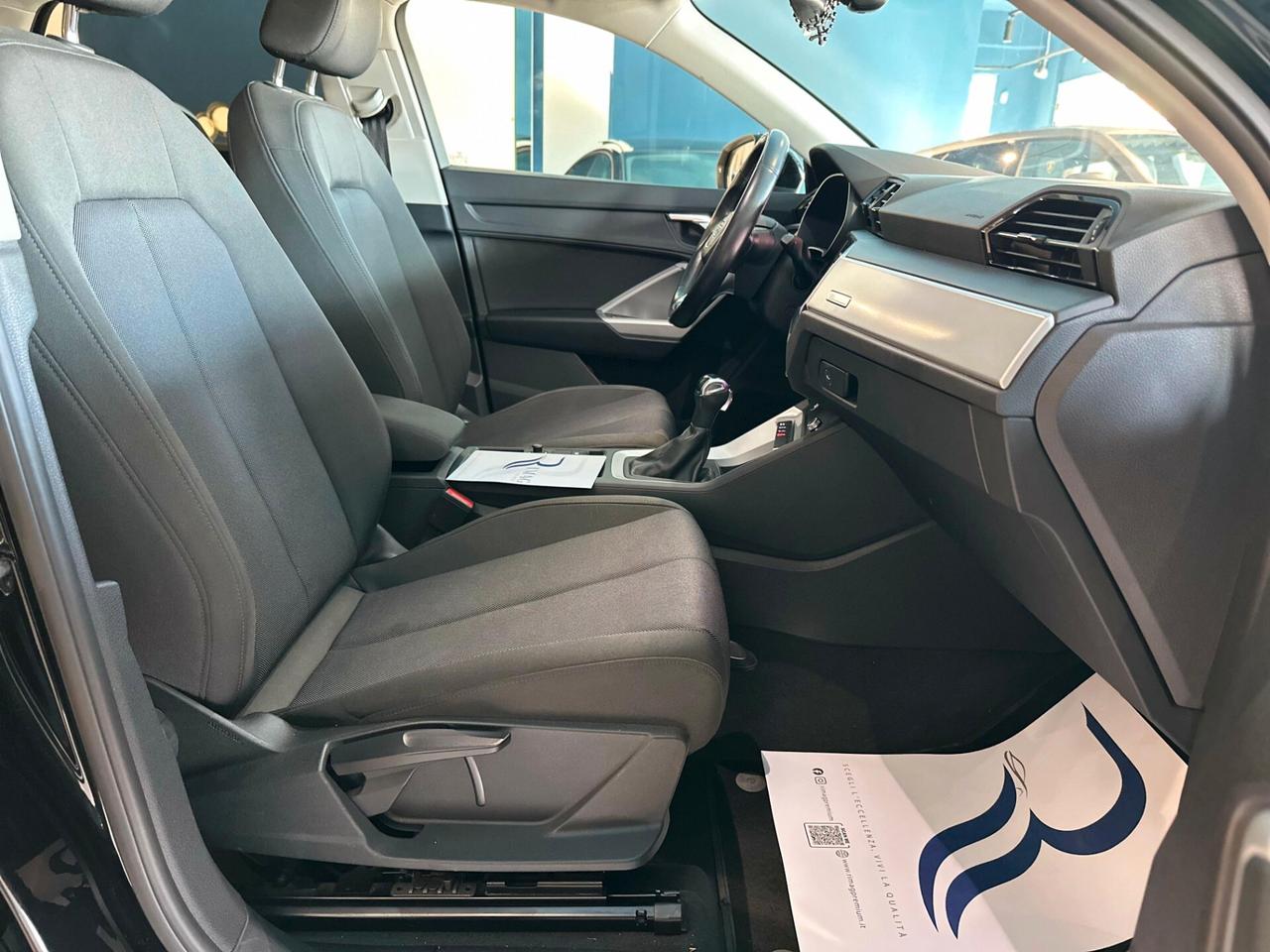 Audi Q3 35 TDI S tronic Business