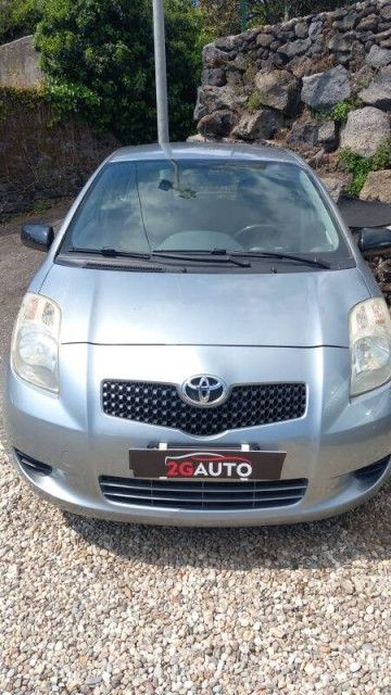 Toyota Yaris 1.0 5p