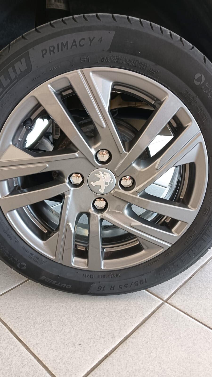 Peugeot 208 PureTech 75 Stop&Start 5 porte Active Pack