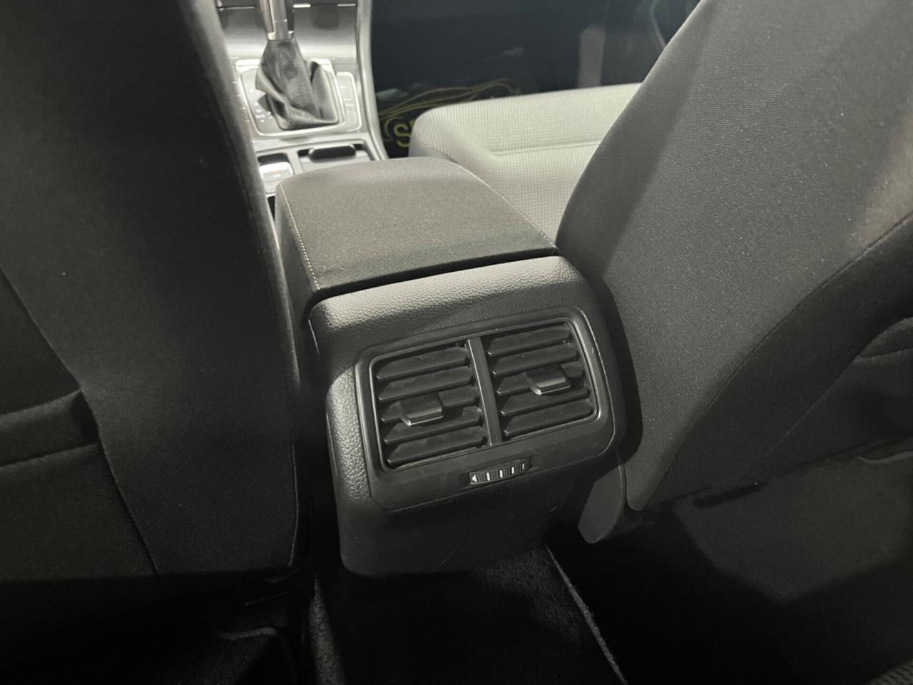 VOLKSWAGEN GOLF 2018 AUTOMATICA *KM CERTIFICATI *UNICOPROPRIETARIO