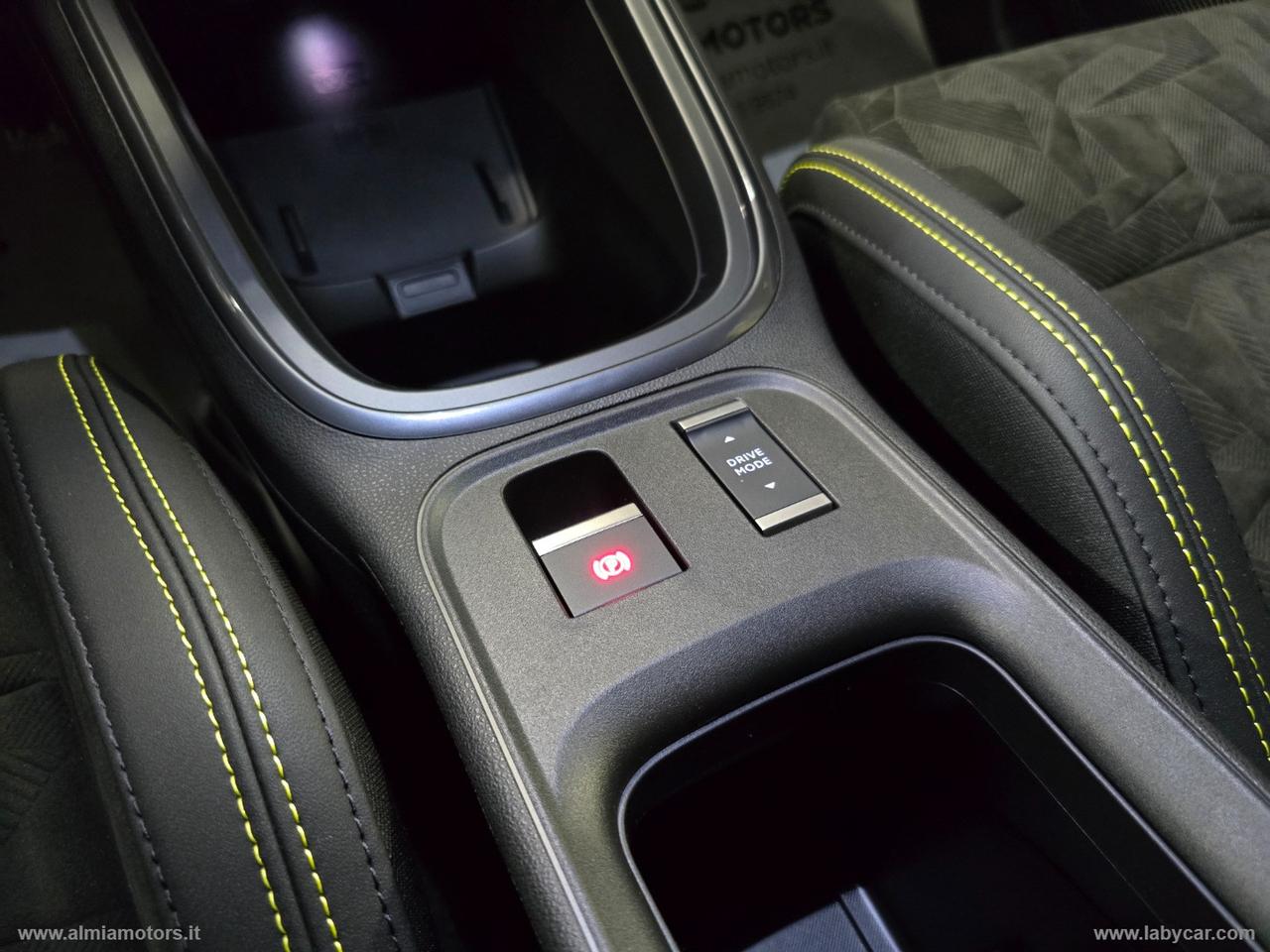 ABARTH 600e Scorpionissima