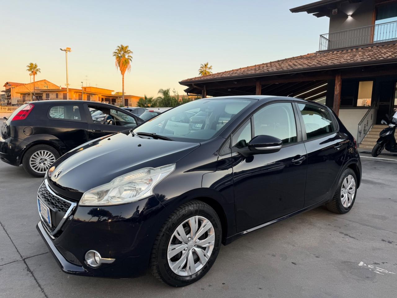 Peugeot 208 2014 140 mila km