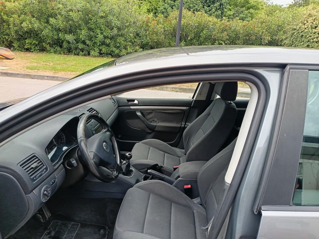 Volkswagen Golf 1.6 16V FSI 2006 ok neo patente