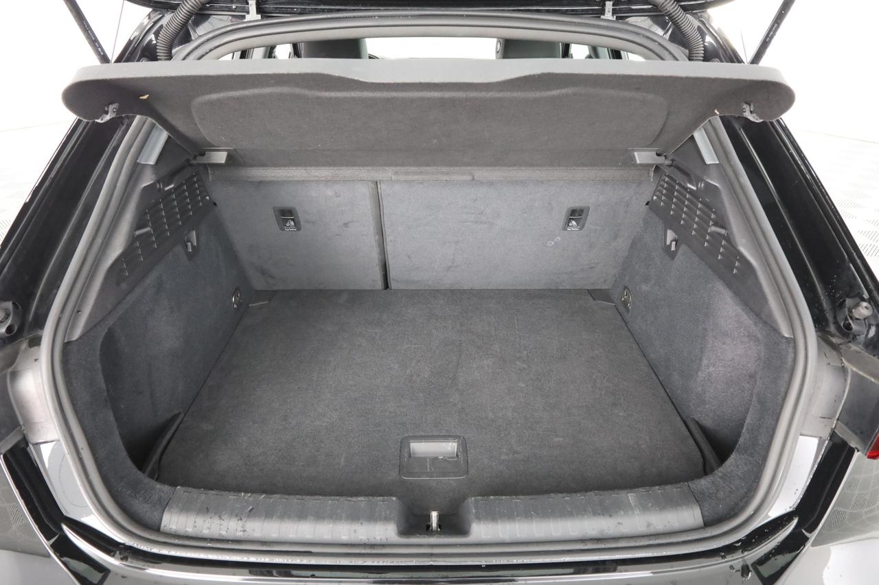 AUDI A3 4ª serie A3 SPB 30 TFSI S tronic Business