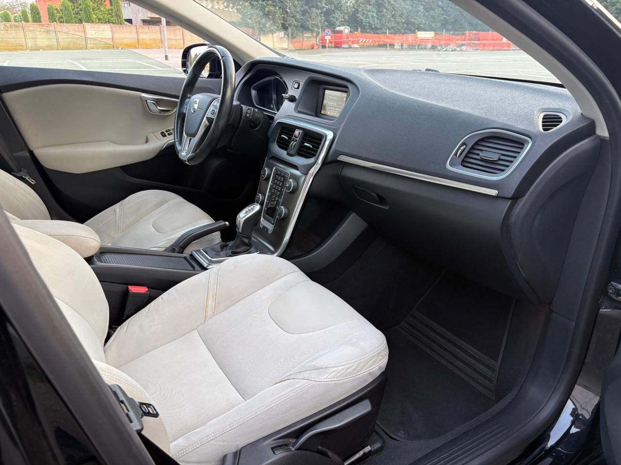 Volvo V40 2.0 D3 150 Geartronic perfetta