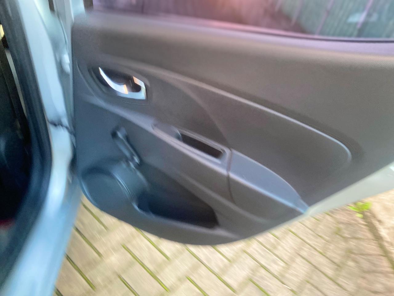 Renault Clio 1.5 dCi 8V 75CV 5 porte sport