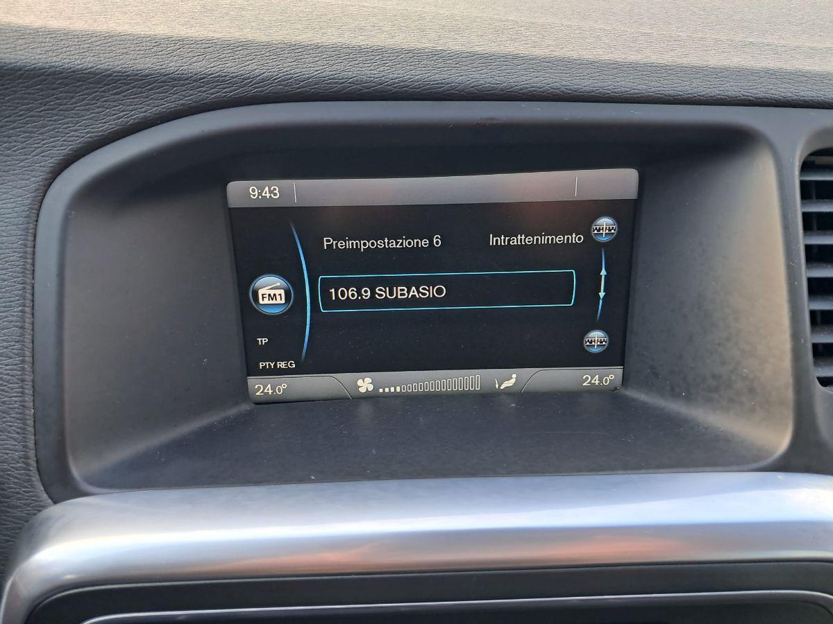 VOLVO - V60 - D2 Summum