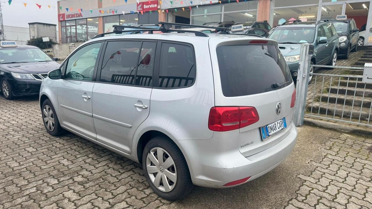 VW TOURAN 1.6 DIESEL 7 POSTI AUTOMATICO NEOP.