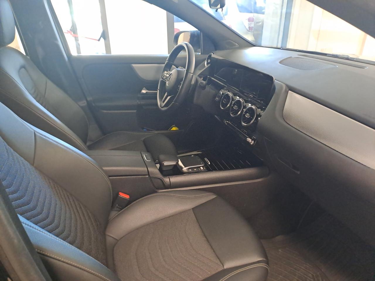 Mercedes-benz GLA 200 d Automatic Business