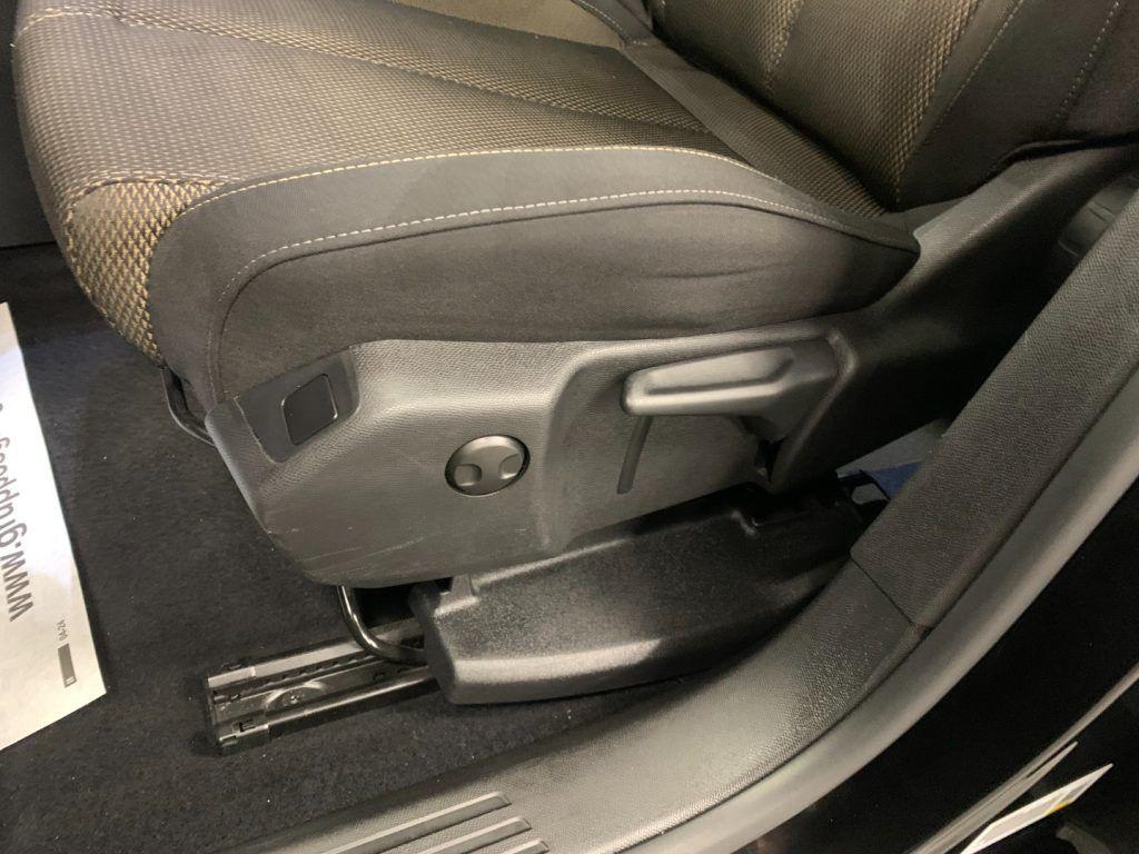 DS DS7 1.5 BlueHDi Automatico Bastille Business