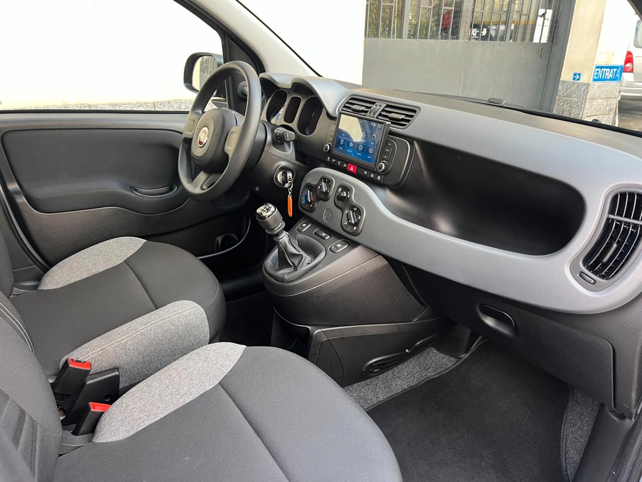 FIAT PANDA 1.0 FIREFLY HYBRID 70CV - NESSUN VINCOLO FINANZIARIO - 5 POSTI, RUOTA DI SCORTA, FENDINEBBIA..