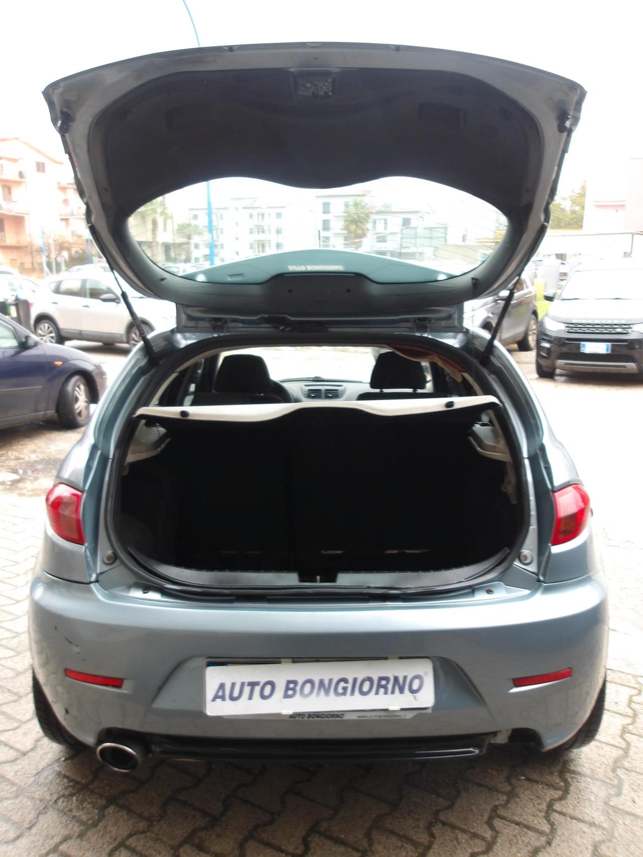 Alfa Romeo 147 5 Porte 147 5p 1.9 jtd Distinctive 120cv