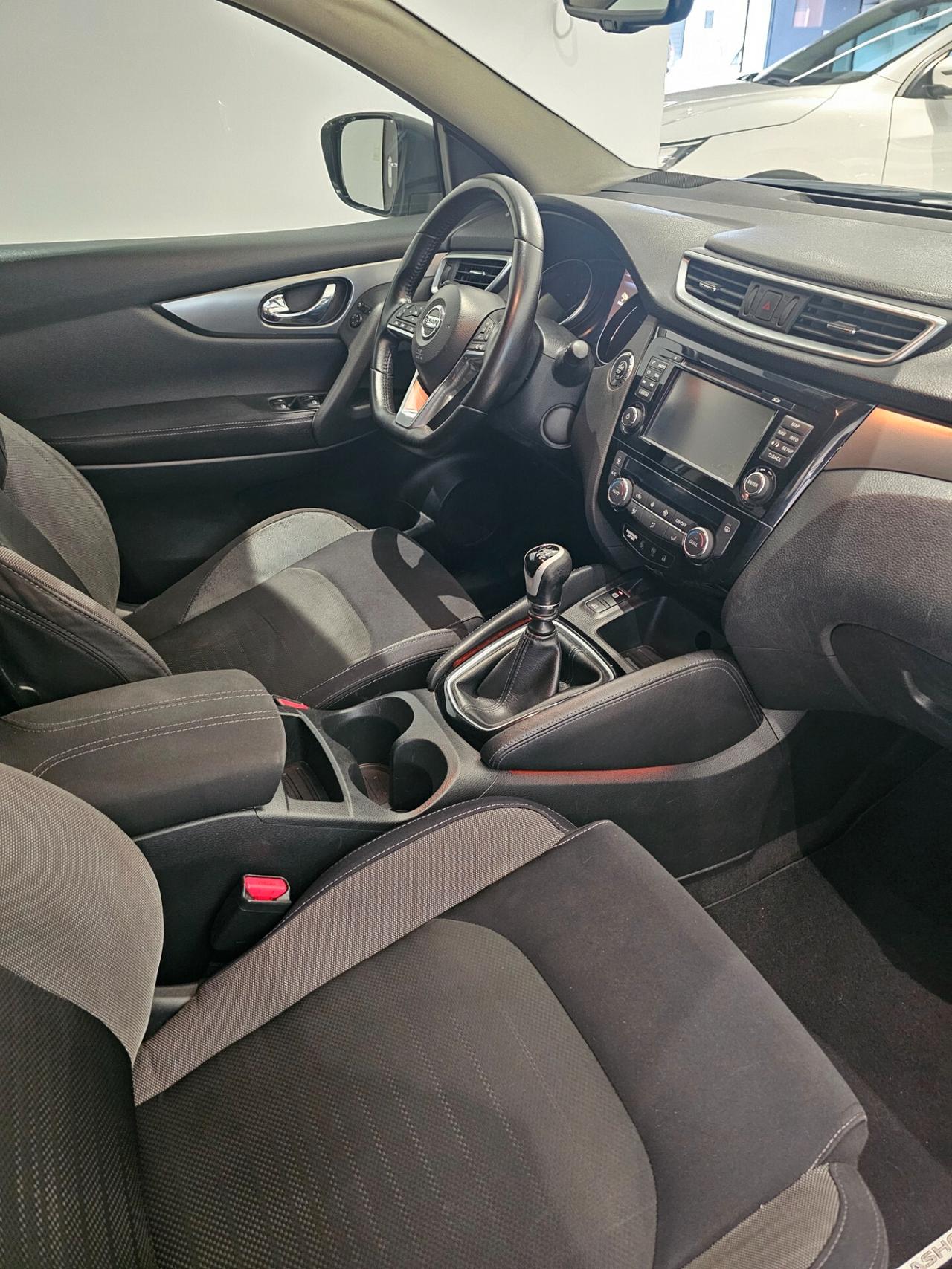 Nissan Qashqai 1.5 dCi N-Connecta