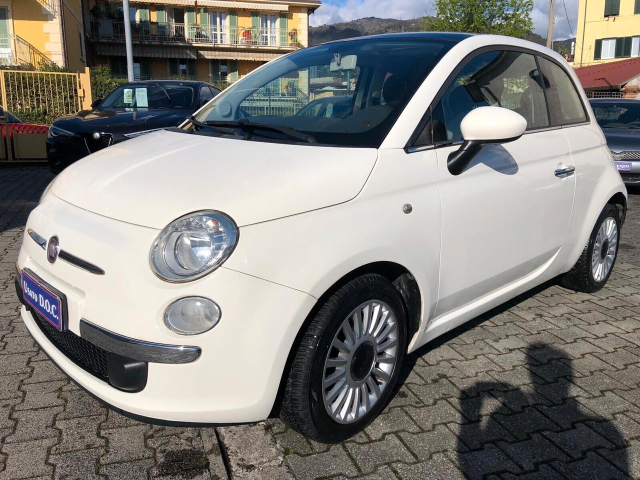 Fiat 500 1.2 Lounge ADATTA X NEOPATENTATI CON GARANZIA EUROPEA 12 MESI ESTENDIBILE FINO A 36 MESI!!!