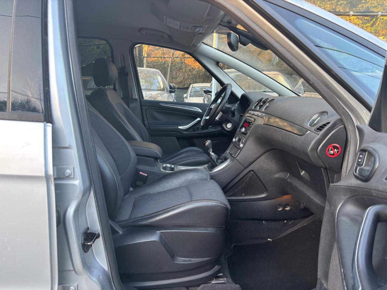 Ford S-Max 2.0 TDCi 140CV Titanium