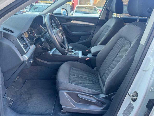 AUDI Q5 2.0 TDI QUATTRO S tronic Bus. Design