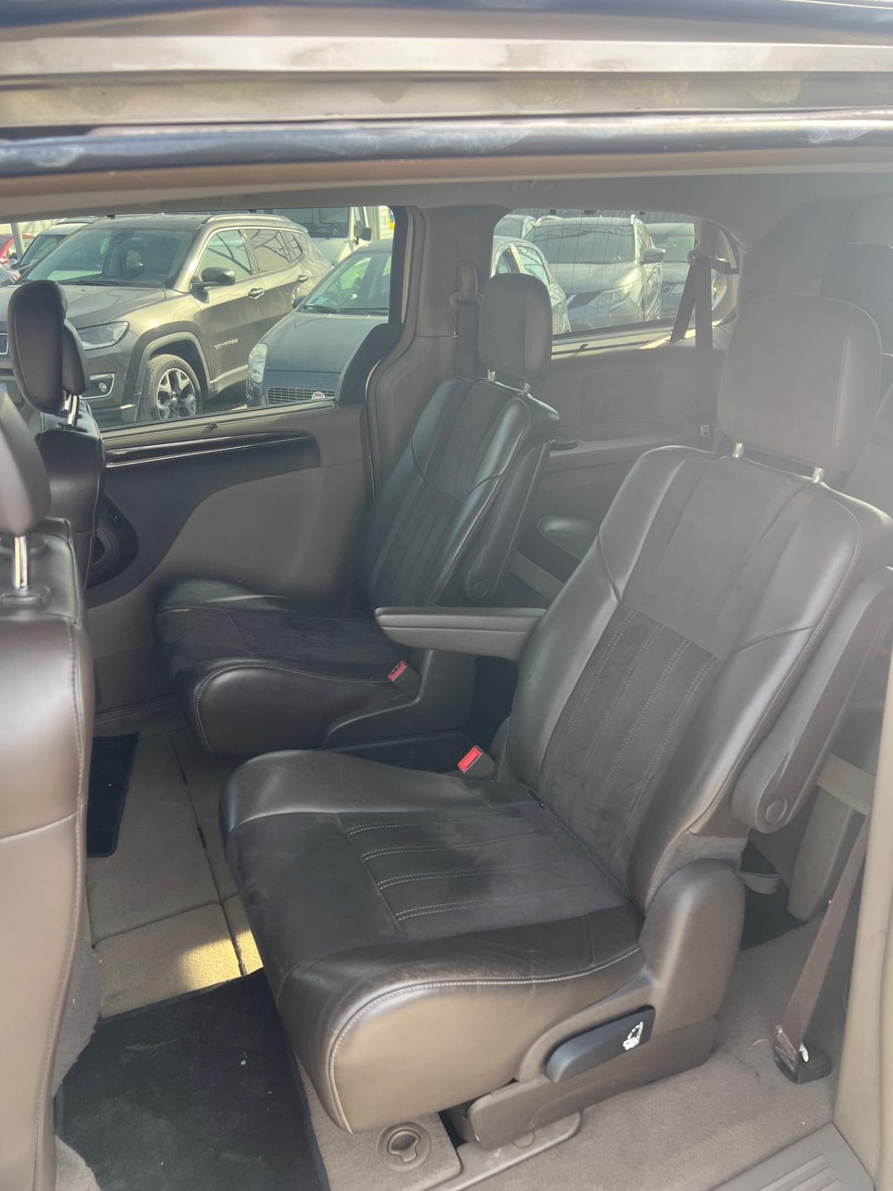 Lancia Voyager 2.8 Turbodiesel Platinum 177 CV