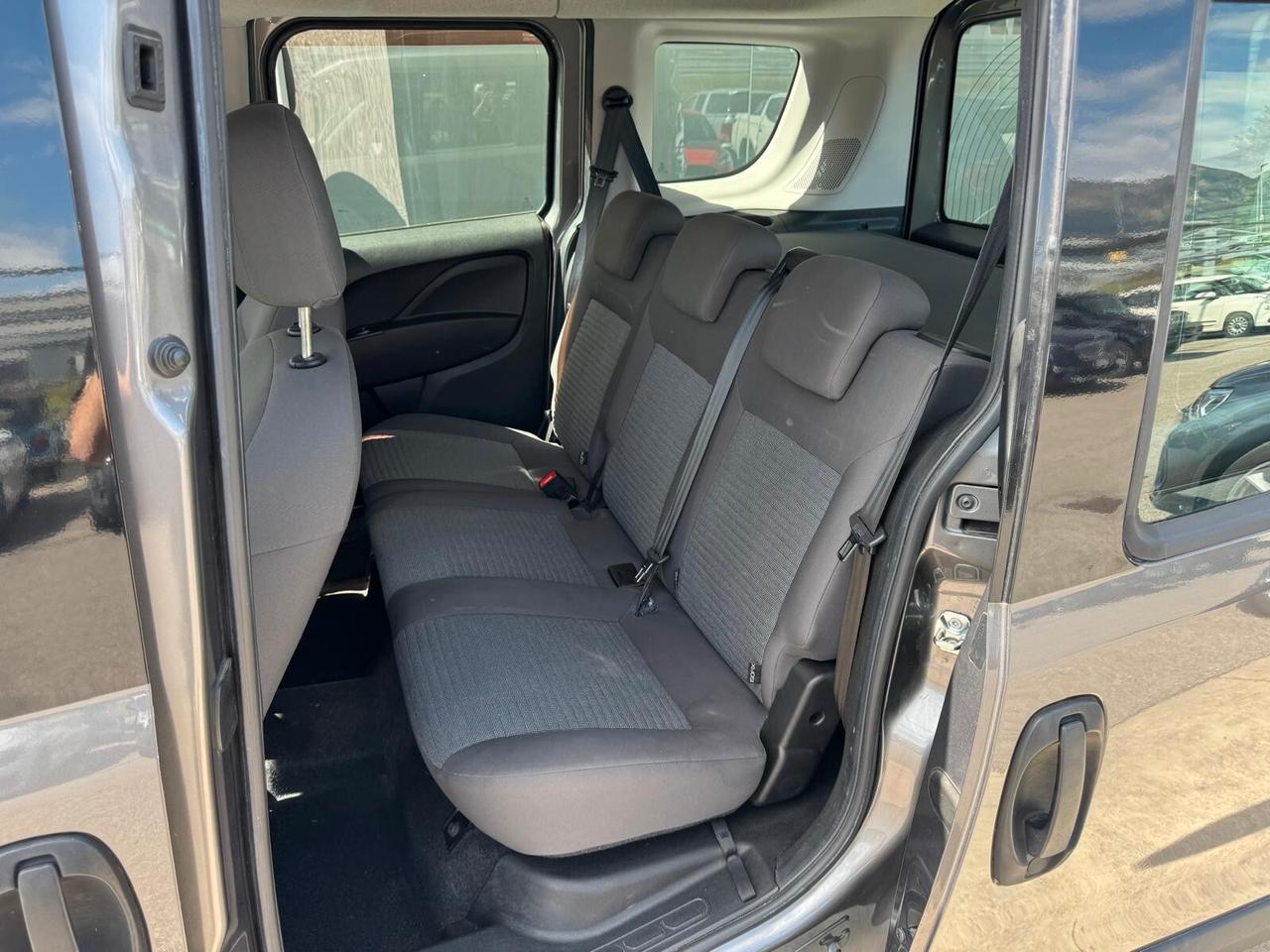 Fiat Doblo Doblò 1.4 T-Jet 16V Natural Power Lounge