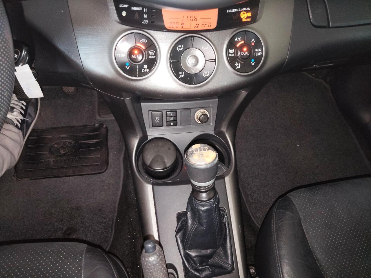 Toyota RAV 4 RAV4 2.2 D-4D 150 CV DPF Exclusive