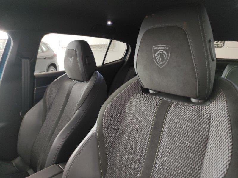 PEUGEOT 408 - 408 Hybrid 136 e-DCS6 GT