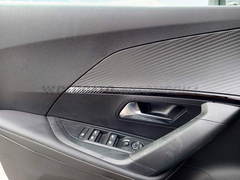 Peugeot 2008 2008 1.2 hybrid Allure 136cv e-dcs6