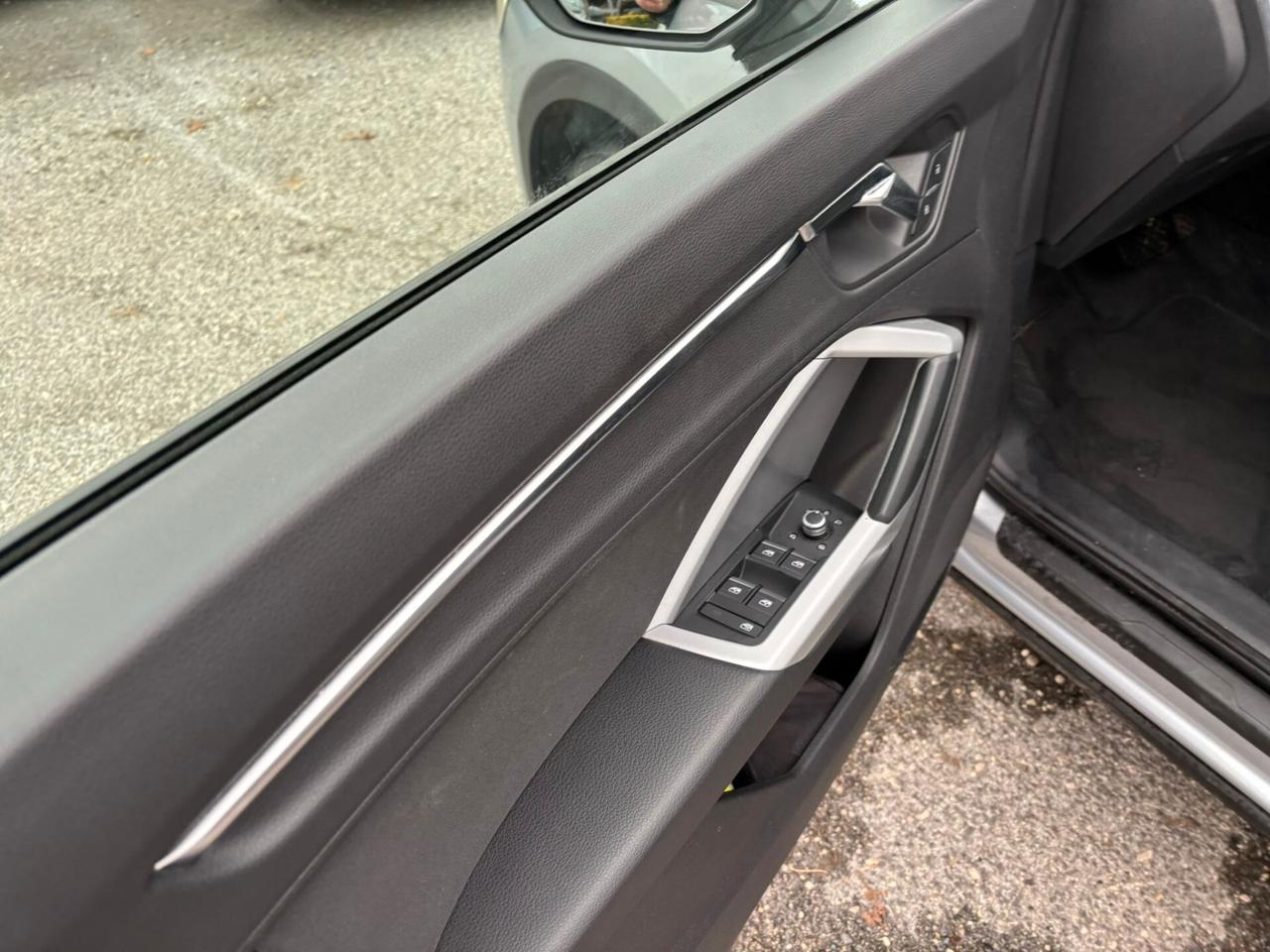 Audi Q3 35 TDI S tronic Business Advanced