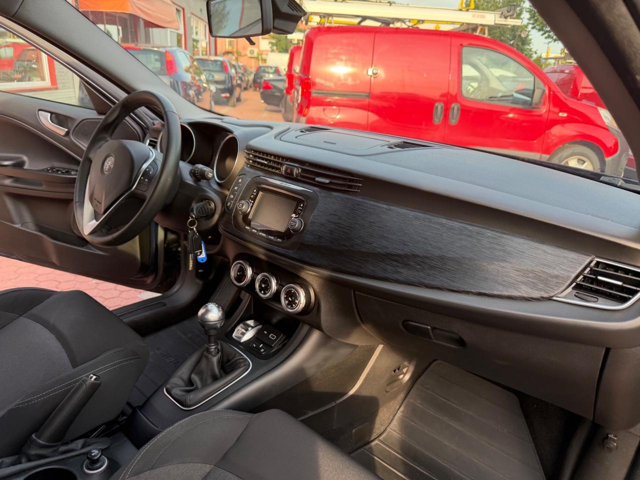 Alfa Romeo Giulietta 1.6 JTDm 120 CV Business