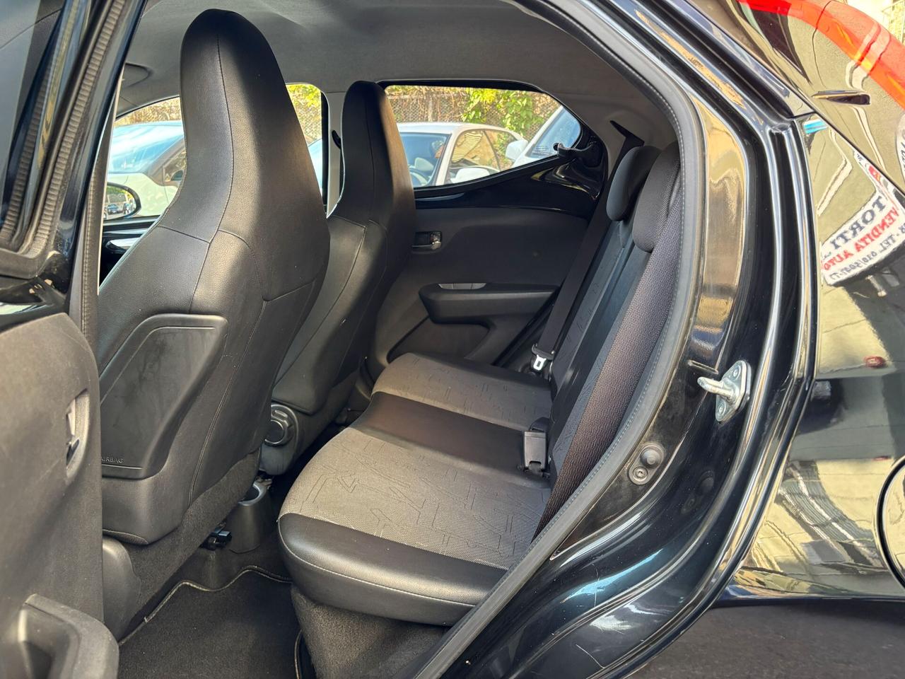 Toyota Aygo 1.0 VVT-i 72 CV 5 porte x-cite PREZZO REALE