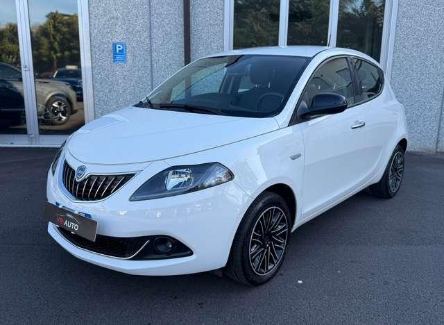 Lancia Ypsilon 1.0 Hybrid Gold Plus CARPLAY/RETROCAM-PROMO FIN