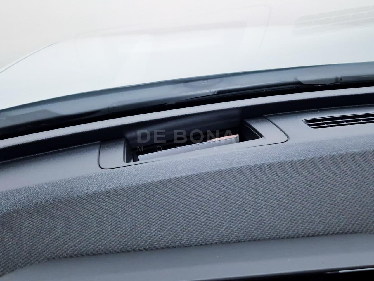 Volkswagen T-Roc 1.5 etsi r-line 150cv dsg