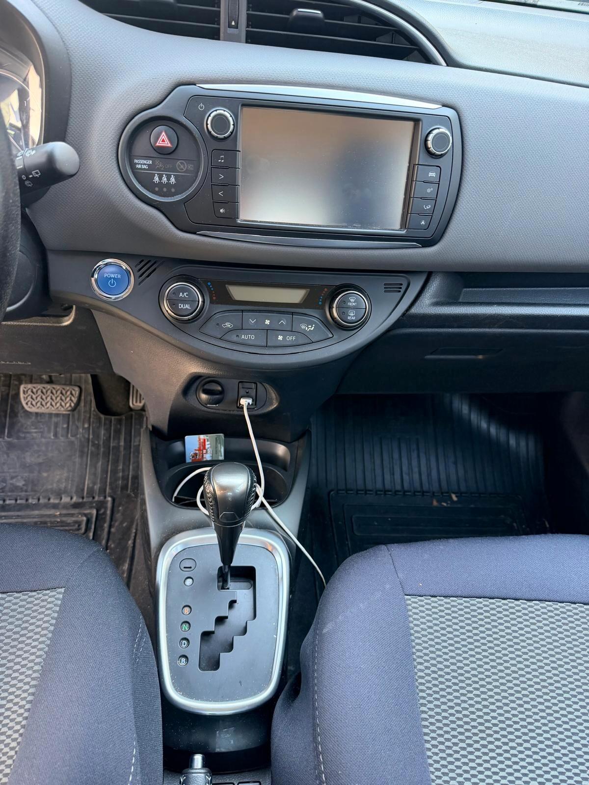 Toyota Yaris 1.5 Hybrid 5 porte Style NEOPATENTATI