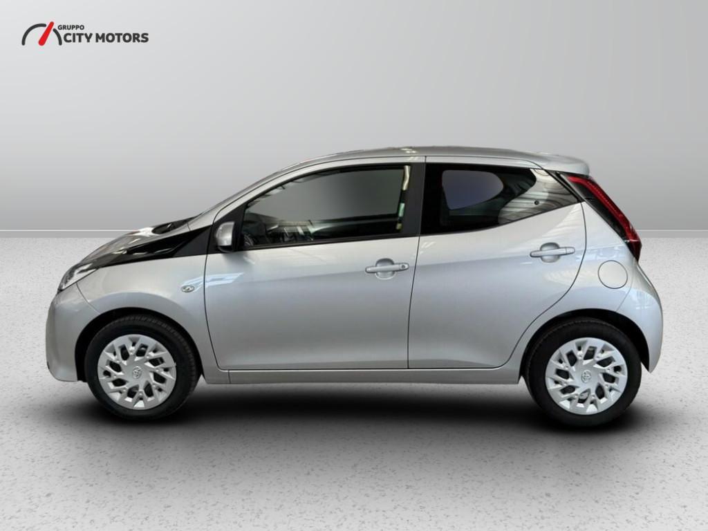 Toyota Aygo 5 Porte 1.0 VVT-i x-play