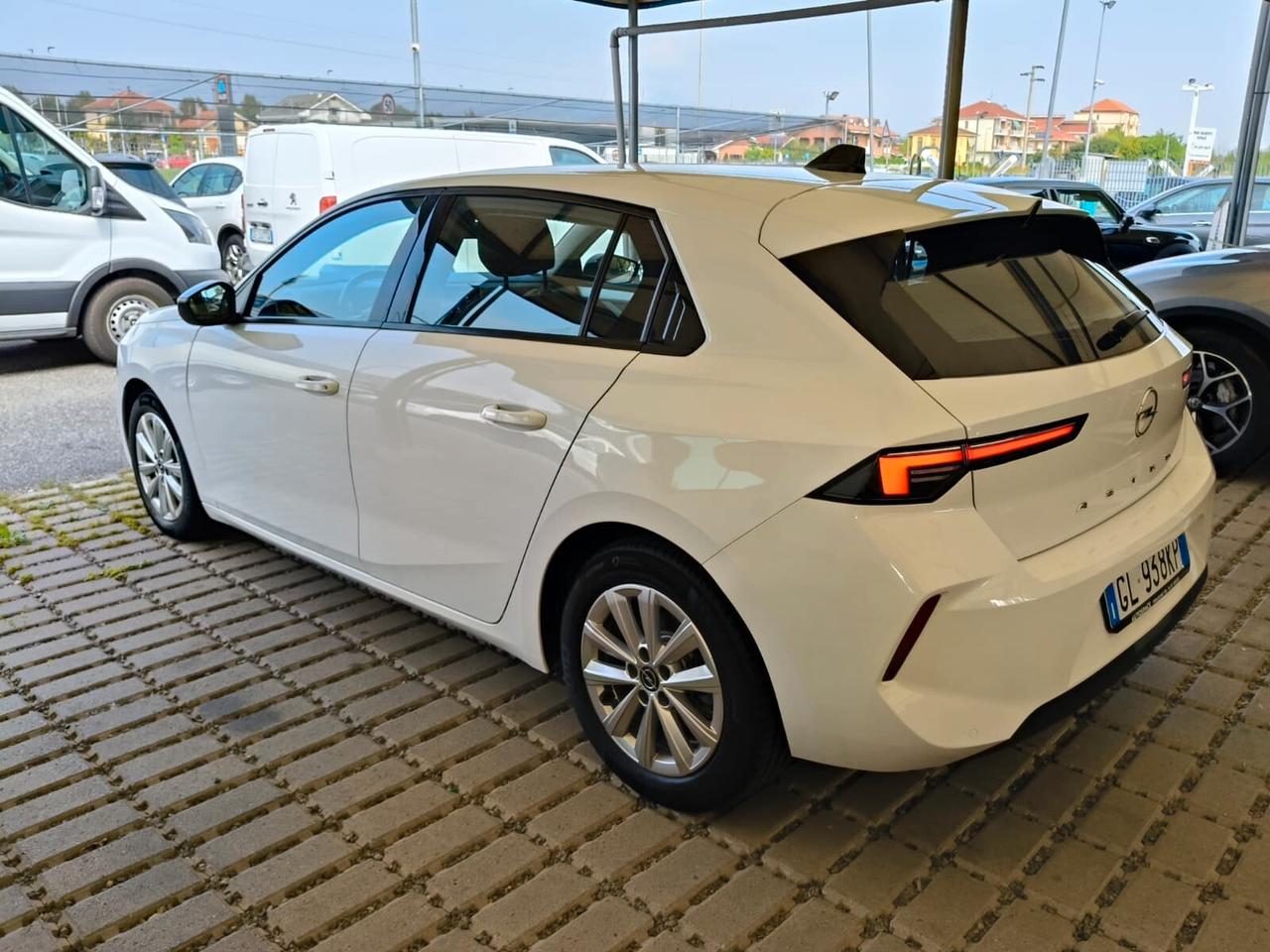 Opel Astra 1.5 Turbo Diesel 130 CV Business Elegance