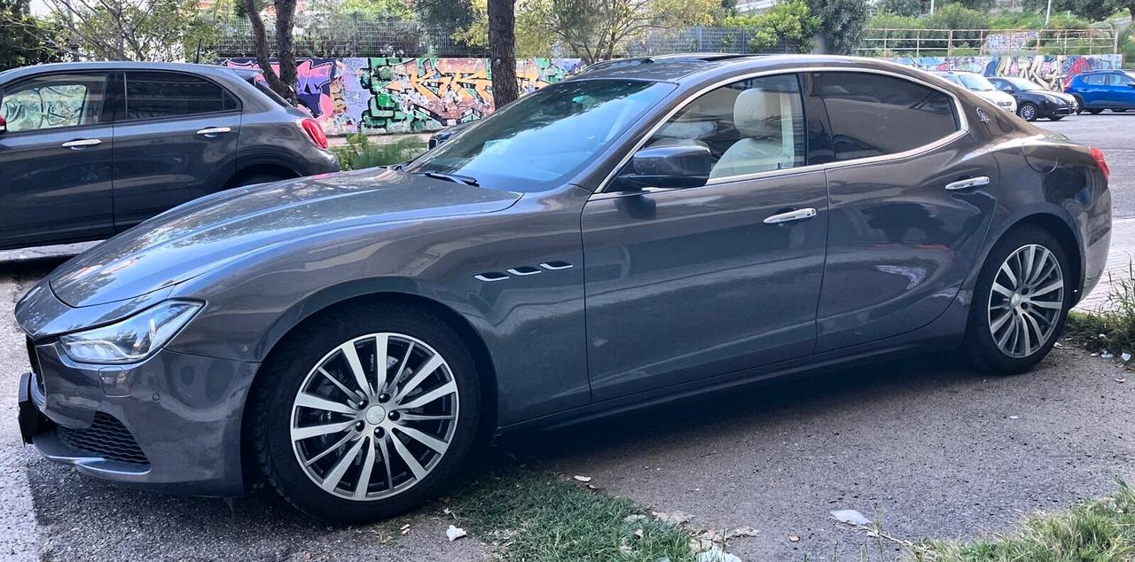 Maserati Ghibli V6 S Q4 410cv
