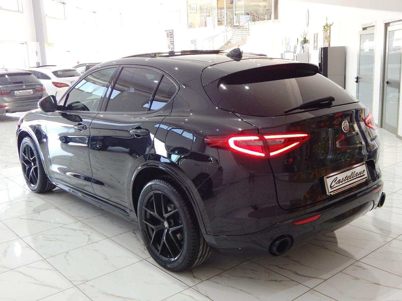 Alfa Romeo Stelvio 2.2 t Veloce Q4 210cv TETTO-NAVI-PELLE ROSSA-PARK