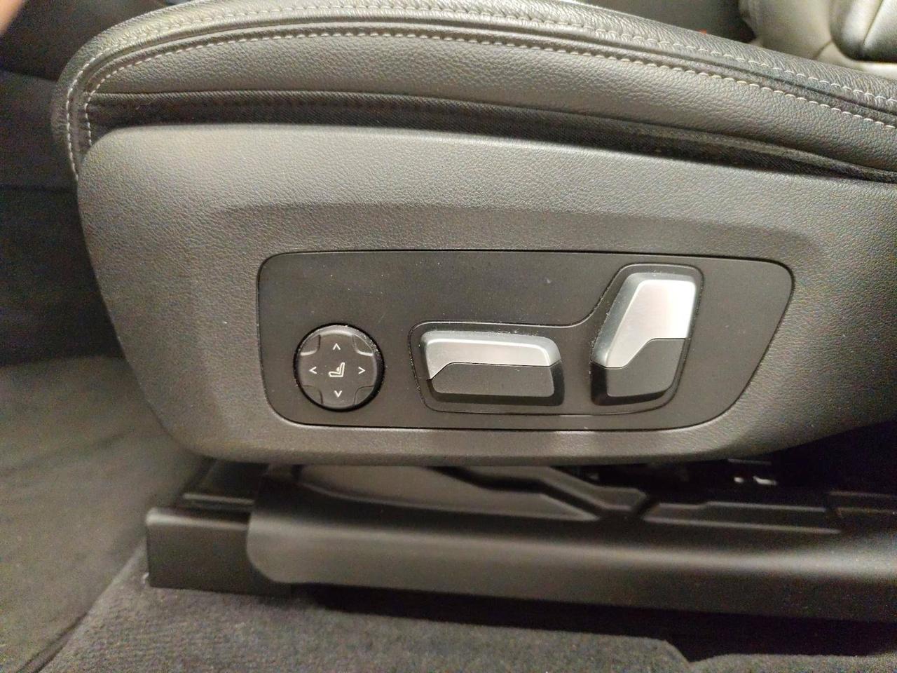 BMW X3 xDrive30e Business Advantage