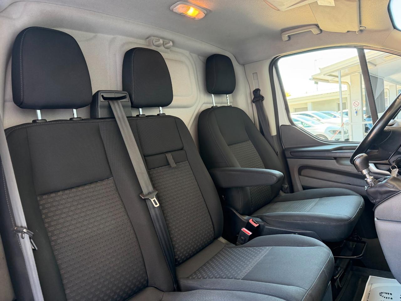 Ford Transit Custom 300 2.0 TDCi 130 MHEV PC Furgone Trend